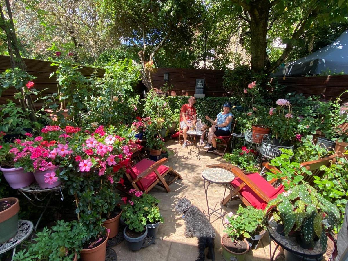 Georgiana'S Guesthouse Лондон Экстерьер фото