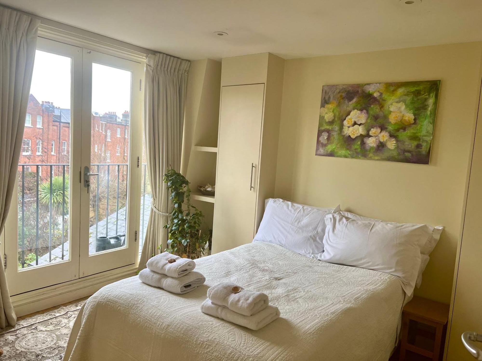 Georgiana'S Guesthouse Лондон Экстерьер фото