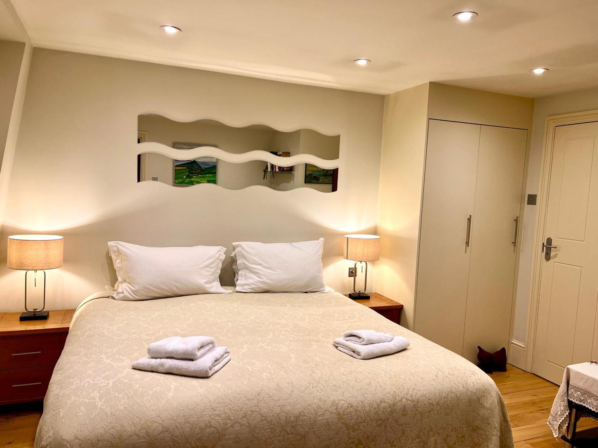 Georgiana'S Guesthouse Лондон Экстерьер фото
